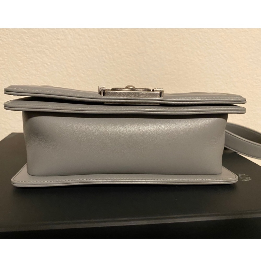 RARE CHANEL LE BOY BAG - Picture 9 of 16
